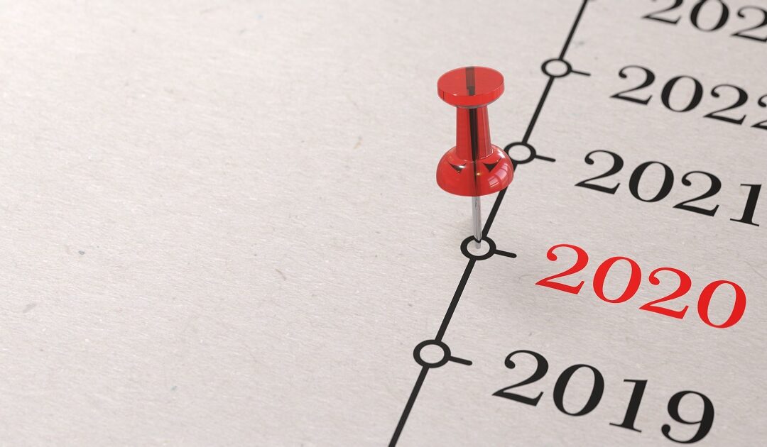 2020 em vermelho com uma marcação